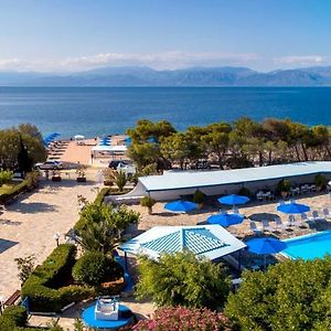 Delphi Beach Hotel